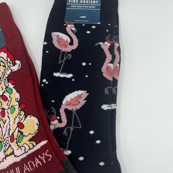Tommy Bahama Holiday Sock set - Picture 3 of 3